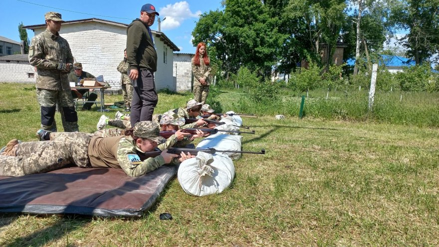 Шкільні рої Бориспільської громади виборювали першість у військово-патріотичній грі «Сокіл» («Джура»)