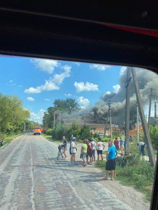 У Любарцях вибухнули акумулятори до сонячних батарей У Любарцях вибухнули акумулятори до сонячних батарей