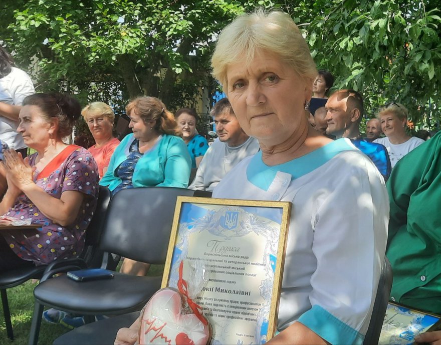 Бориспільський міський Центр інтегрованих соціальних послуг нагородив медичних працівників колективу та всіх дотичних до цієї сфери Бориспільський міський Центр інтегрованих соціальних послуг нагородив медичних працівників колективу та всіх дотичних до цієї сфери