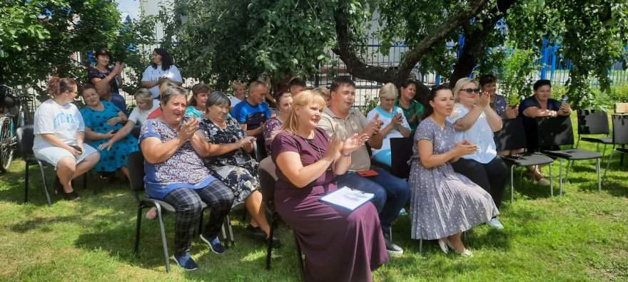 Бориспільський міський Центр інтегрованих соціальних послуг нагородив медичних працівників колективу та всіх дотичних до цієї сфери Бориспільський міський Центр інтегрованих соціальних послуг нагородив медичних працівників колективу та всіх дотичних до цієї сфери