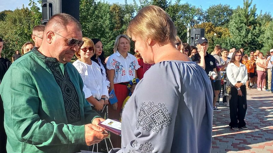 До Дня Прапора у Борисполі відзначили тих, хто наближає Перемогу
