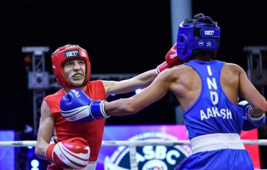 Сергій Артеменко пробився до фіналу чемпіонату Азії з боксу (відео)