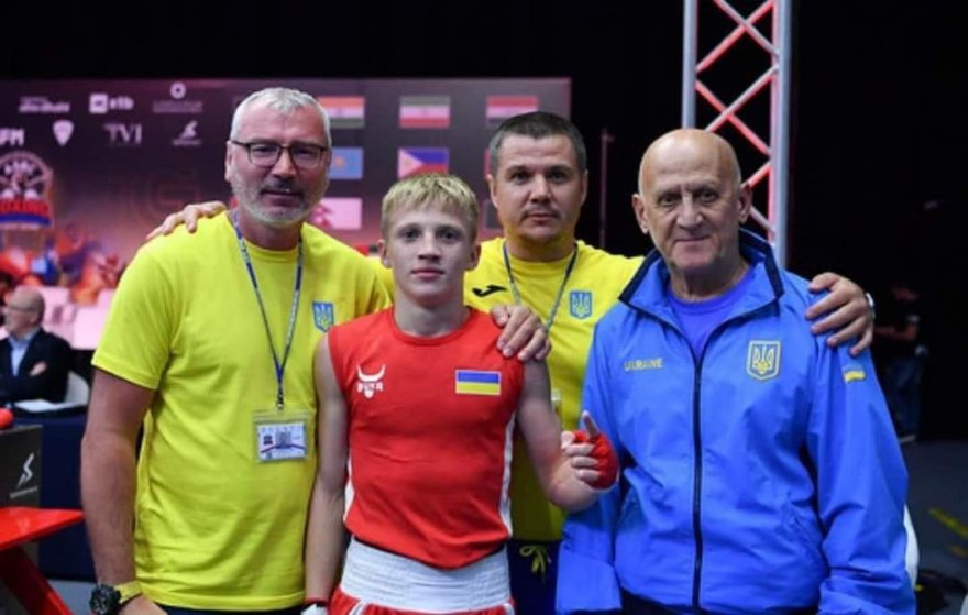 Сергій Артеменко пробився до фіналу чемпіонату Азії з боксу (відео)