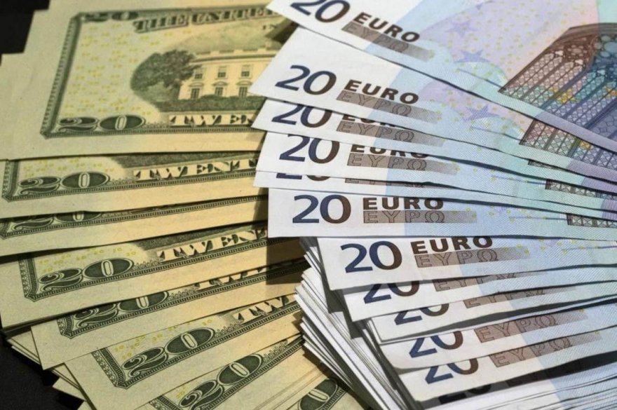 Роль центральних банків у регулюванні курсу національної валюти Роль центральних банків у регулюванні курсу національної валюти