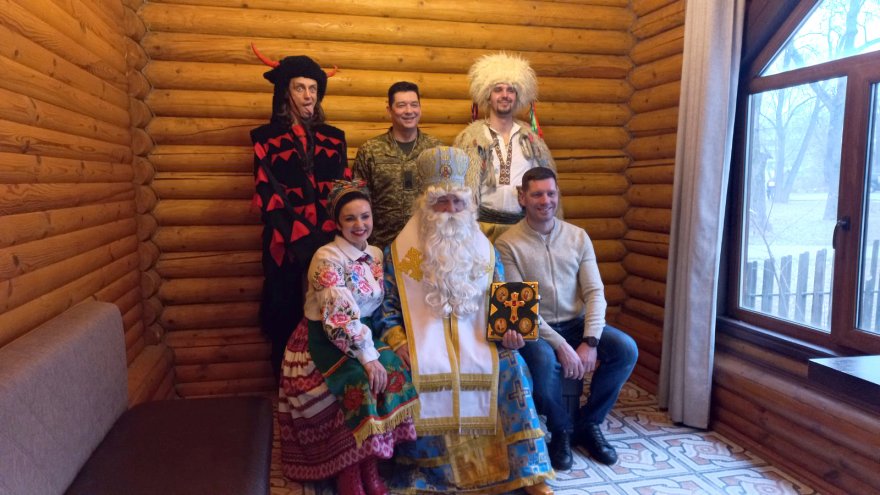 Різдвяна казка на сучасний лад — свято бориспільським дітям від захисників 