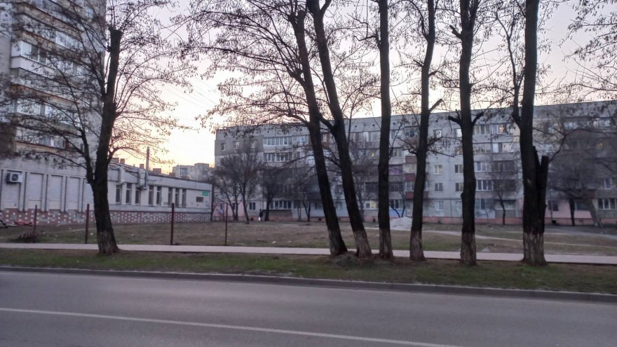 Зелена зона чи АТБ? Земельна ділянка біля ресторану «Лицарський замок» знову в  епіцентрі протистояння