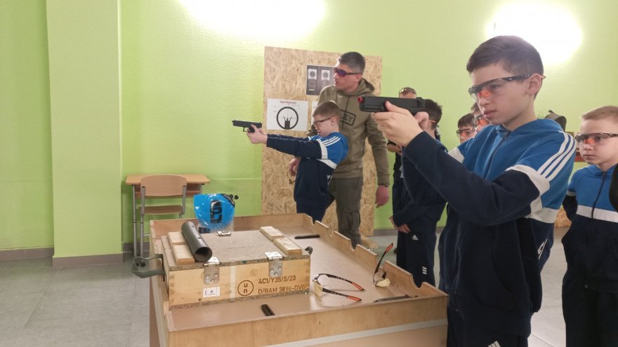 Гості зі Сновська у Борисполі:  після гостинного прийому з’явились  бажаючі жити у нашому місті 