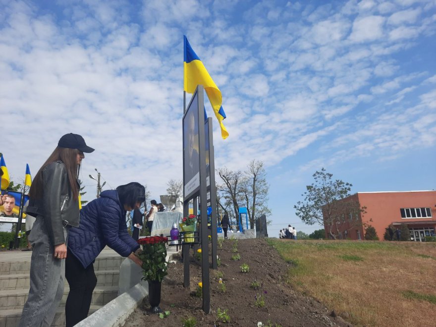 В Іванкові відбулося відкриття Алеї пам’яті В Іванкові відбулося відкриття Алеї пам’яті