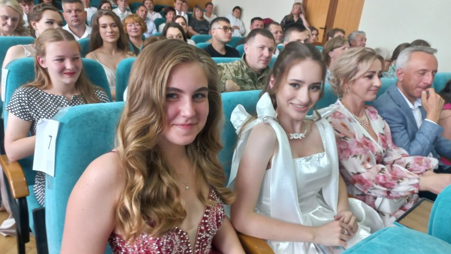 У Борисполі вітали випускників 2025 року