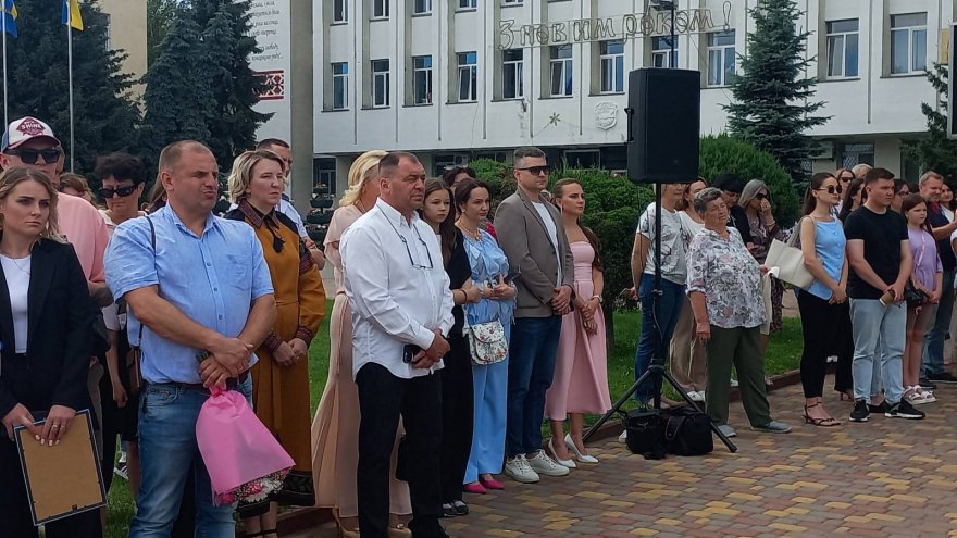 У Борисполі вітали випускників 2025 року