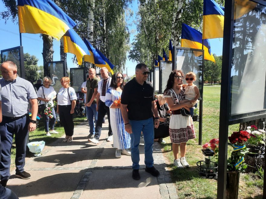 Відкриття Алеї героїв в Глибокому та зустріч представників Бориспільської міської ради з громадою Відкриття Алеї героїв в Глибокому та зустріч представників Бориспільської міської ради з громадою