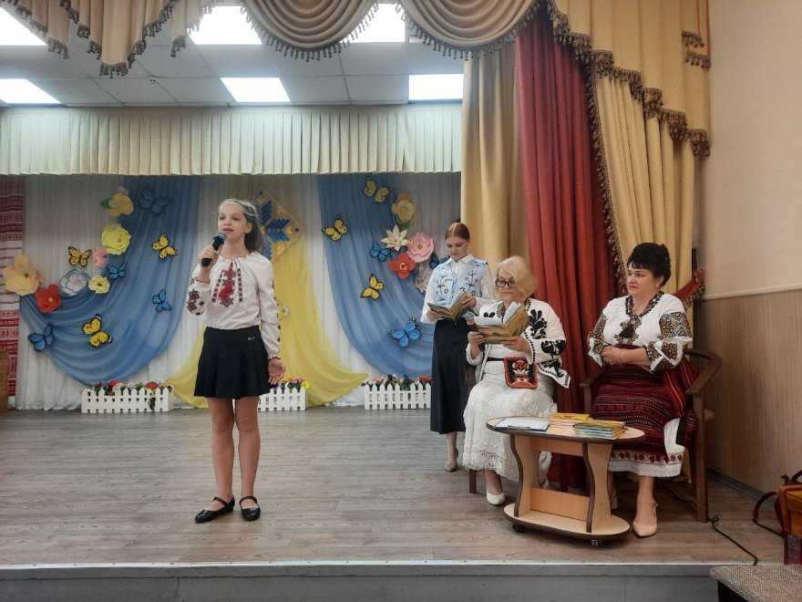 У Борисполі відбулася презентація книги Валентини Купрієнко «Життя прожить — не поле перейти» У Борисполі відбулася презентація книги Валентини Купрієнко «Життя прожить — не поле перейти»