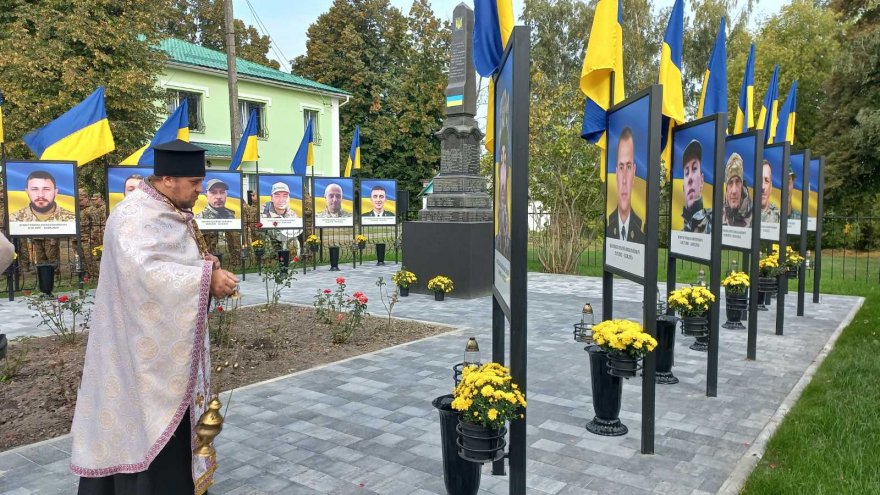 У свято Покрови Пресвятої Богородиці у селі Кучаків відкрили Алею Слави У свято Покрови Пресвятої Богородиці у селі Кучаків відкрили Алею Слави
