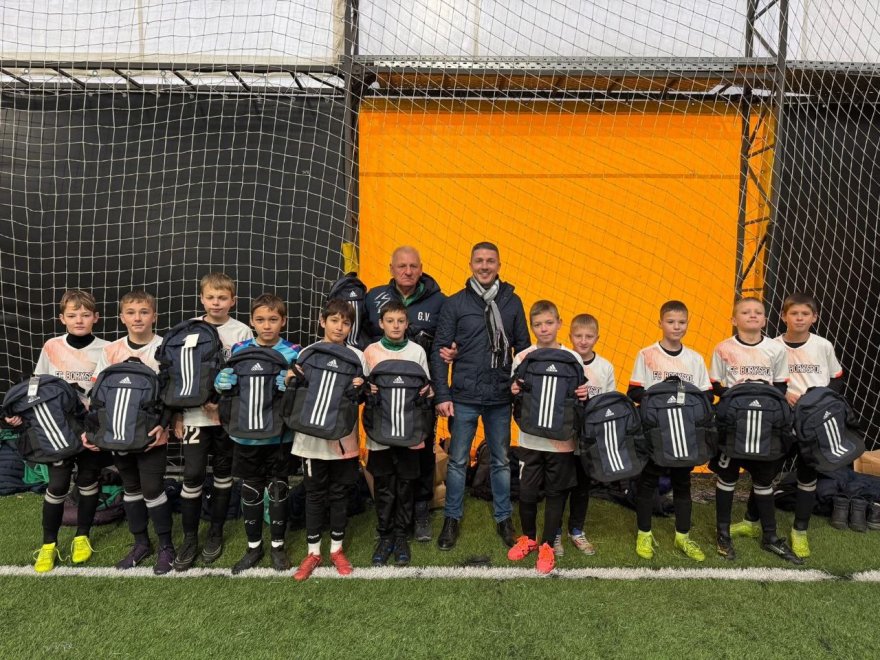 Боксери з Борисполя Сергій Артеменко та Денис Снігур вибороли перемогу у матчевій зустрічі Боксери з Борисполя Сергій Артеменко та Денис Снігур вибороли перемогу у матчевій зустрічі