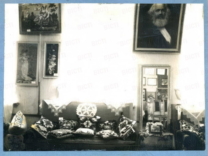 Фотофакт. Виставка вжиткового мистецтва у військовій частині. Бориспіль, 1950 та 1957 роки