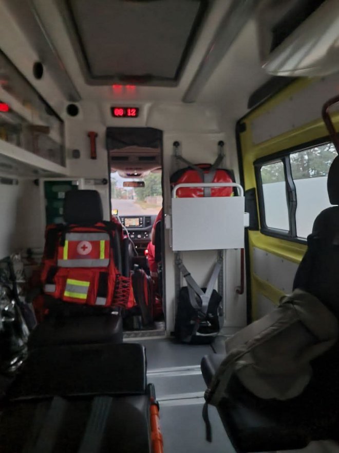 Один на два не ділиться. Кому бориспільські депутати віддали автомобіль швидкої допомоги та чому?