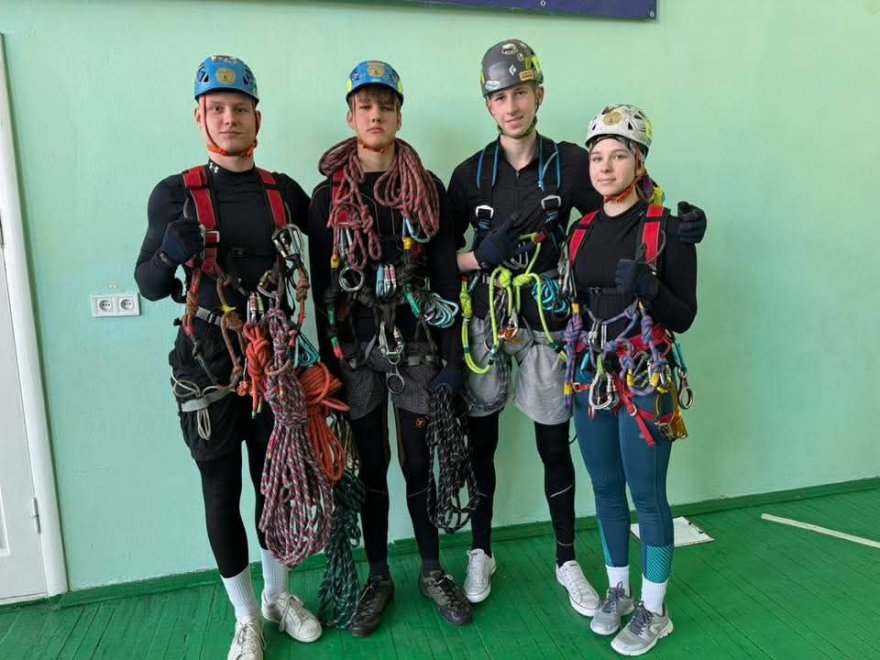 У чемпіонаті України з пішохідного туризму в закритих приміщеннях виграла команда з Борисполя У чемпіонаті України з пішохідного туризму в закритих приміщеннях виграла команда з Борисполя