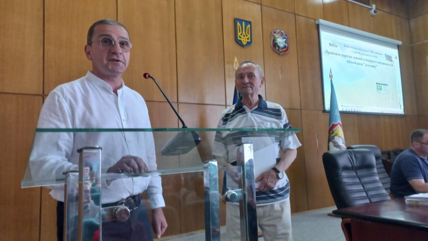 Нардеп Костянтин Бондарєв вручив високу відзнаку Олександру Ганушу і поділився тонкощами роботи ВРУ та своїм баченням євроінтеграції Нардеп Костянтин Бондарєв вручив високу відзнаку Олександру Ганушу і поділився тонкощами роботи ВРУ та своїм баченням євроінтеграції