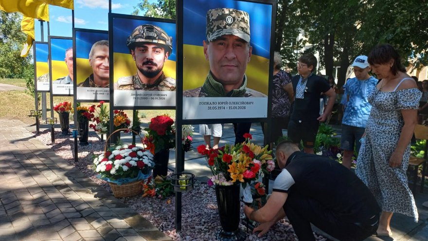 У Сеньківці та Любарцях на Бориспільщині відкрили Алеї Героїв