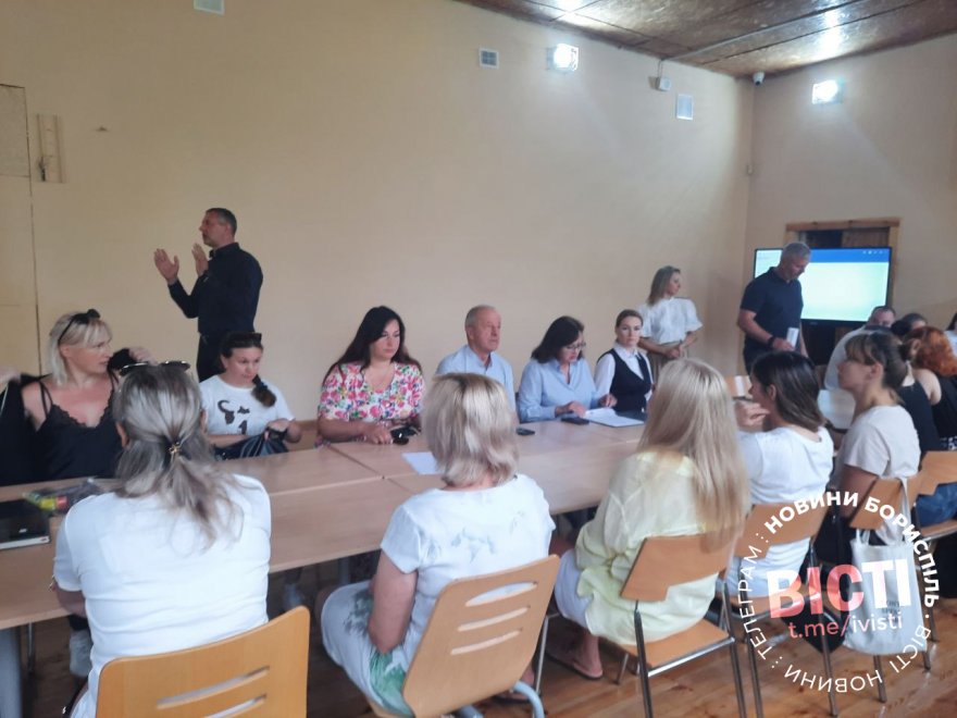 Чи виселять Гірський ліцей назавжи: батьки відвойовують у влади право на навчання дітей у рідних стінах Чи виселять Гірський ліцей назавжи: батьки відвойовують у влади право на навчання дітей у рідних стінах