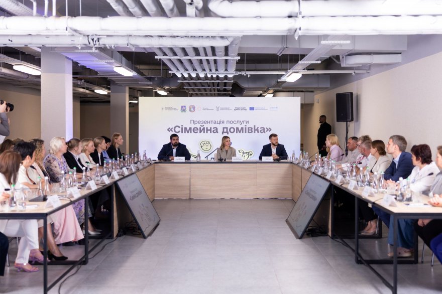 Фундація Олени Зеленської звела у Борисполі першу в Україні «Сімейну домівку»  