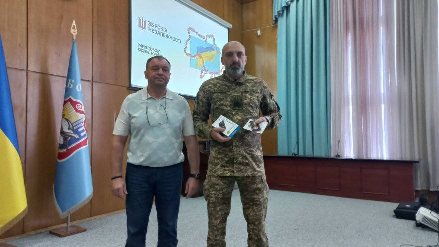 У Борисполі відбулися урочистості до Дня Прапора і Дні Незалежності України У Борисполі відбулися урочистості до Дня Прапора і Дні Незалежності України