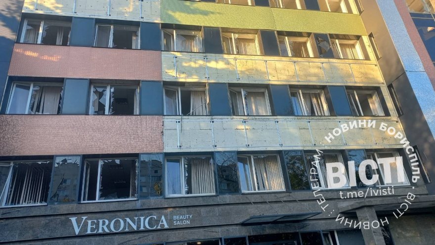 Бориспіль 3 вересня: після ворожої атаки — влучання, пожежа та постраждалі